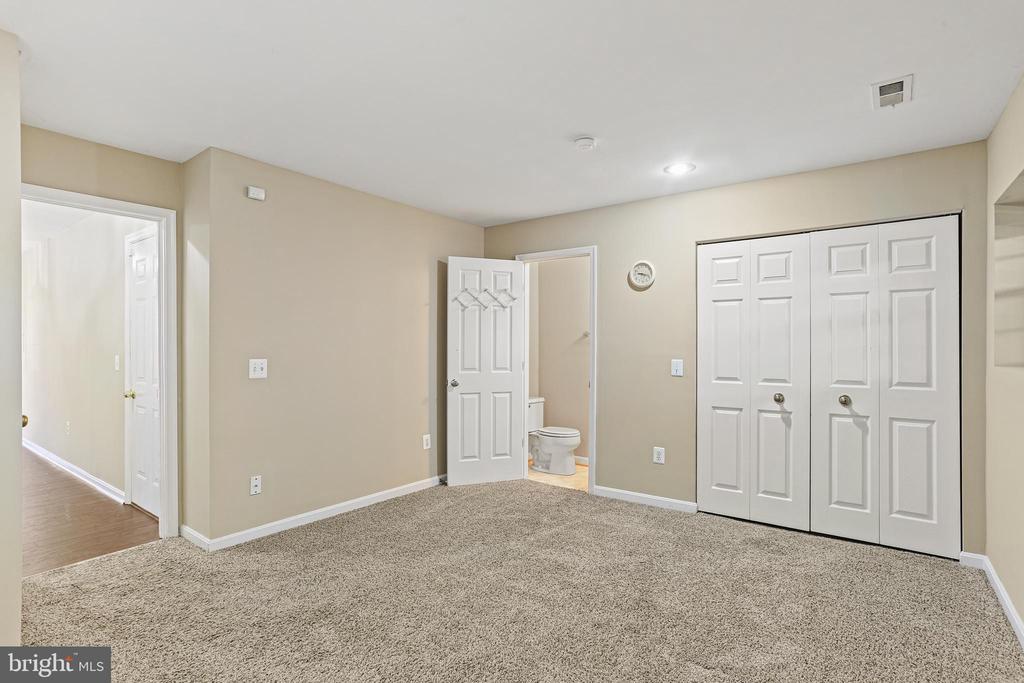662 HOWARDS LOOP