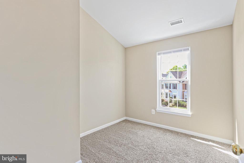 662 HOWARDS LOOP