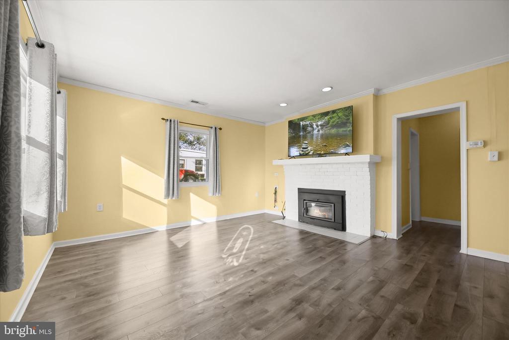 1639 ELKRIDGE DRIVE