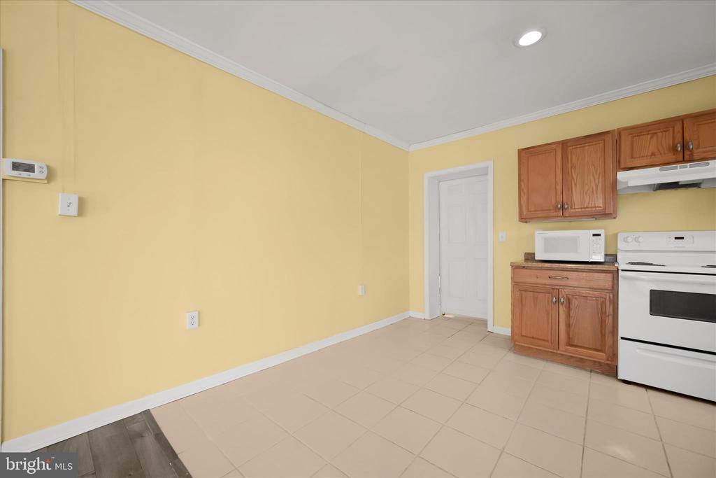 1639 ELKRIDGE DRIVE