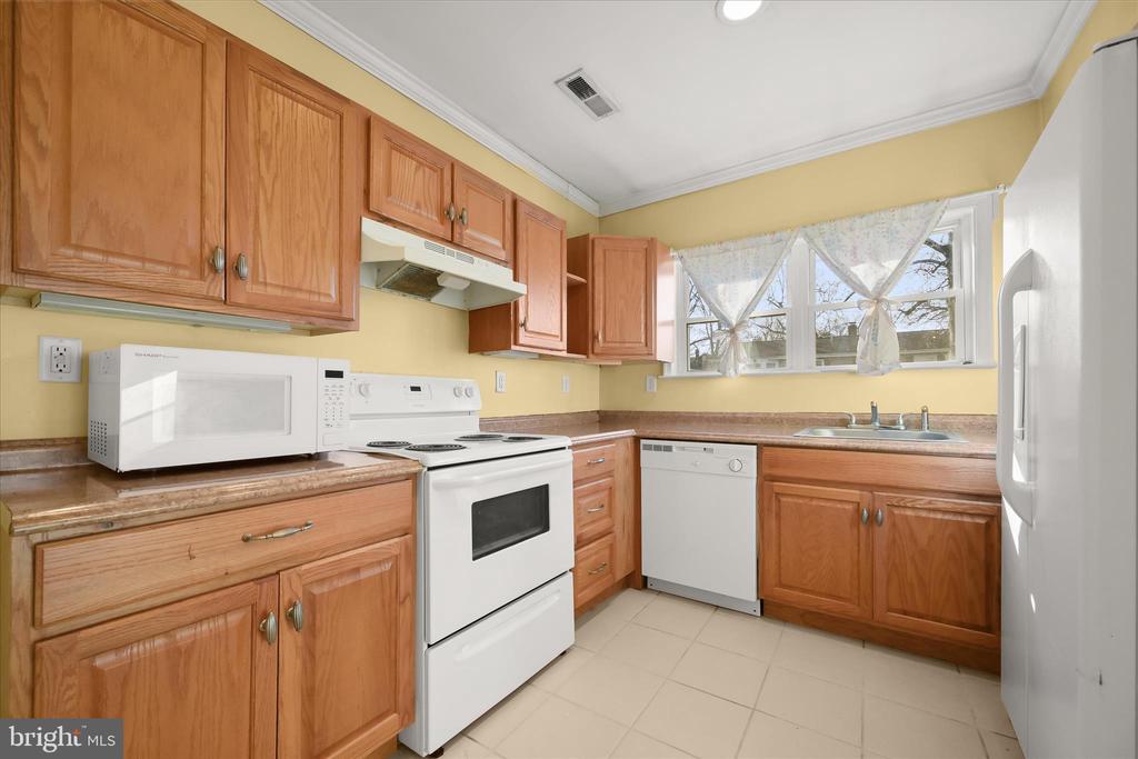 1639 ELKRIDGE DRIVE