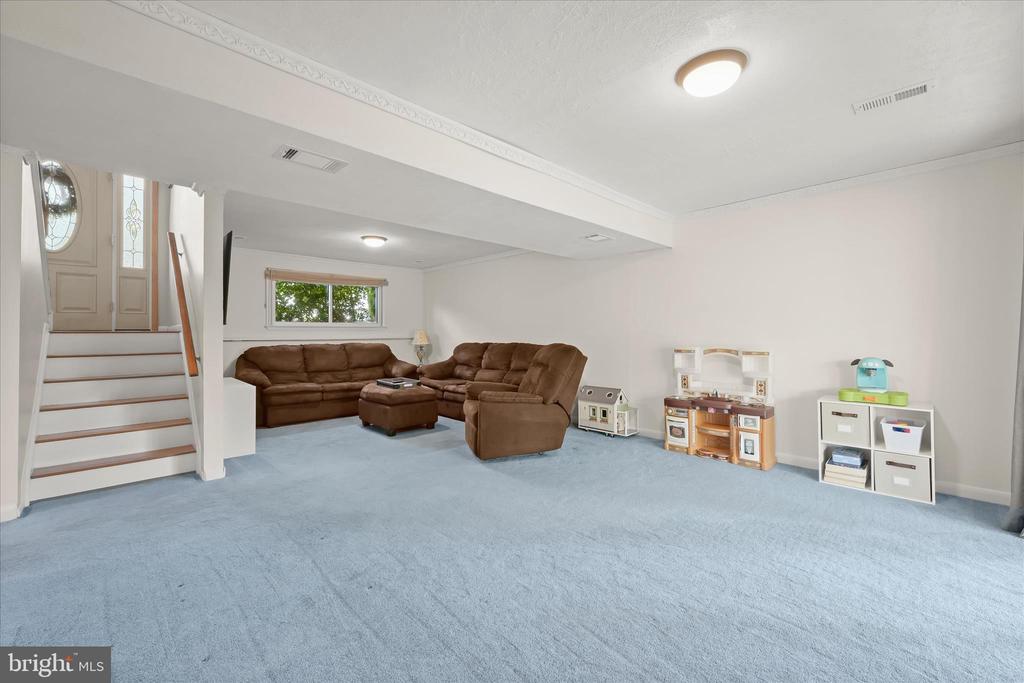 7533 Lemon Tree Ct