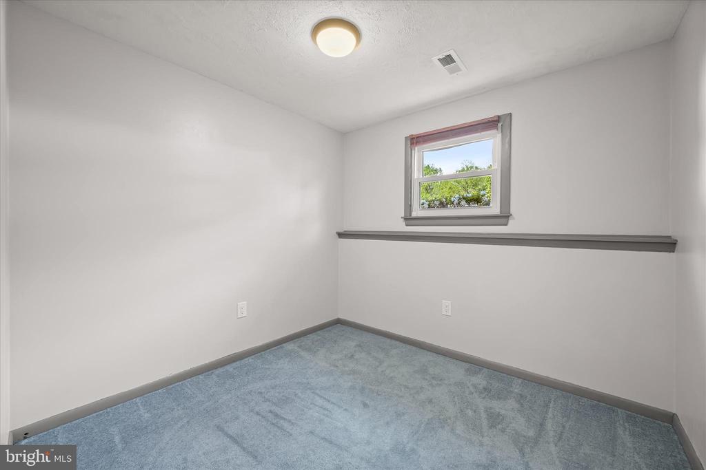7533 Lemon Tree Ct