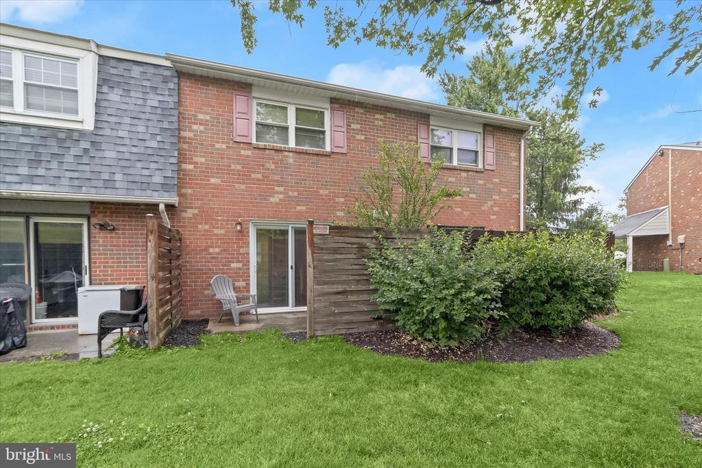 563 BELMAWR PLACE