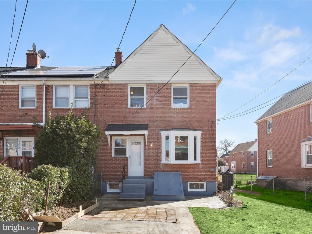 1350 PENTWOOD RD