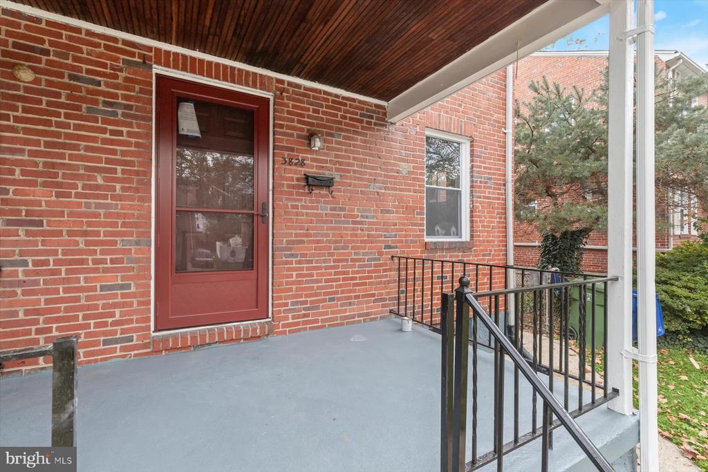3828 BAYONNE AVE
