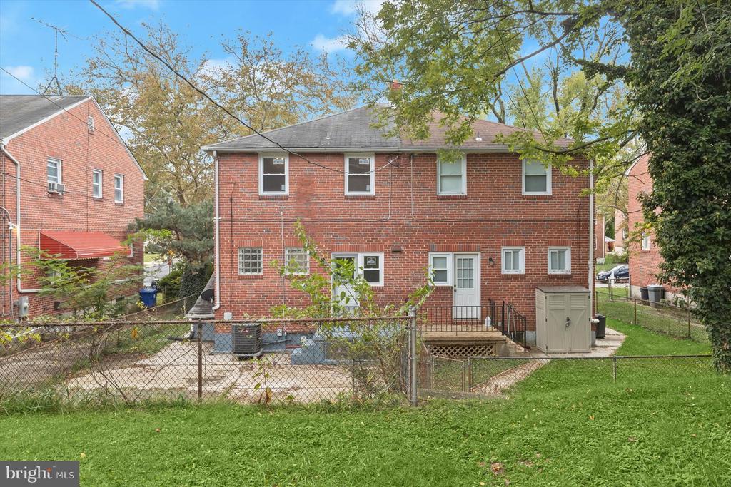 3828 BAYONNE AVE