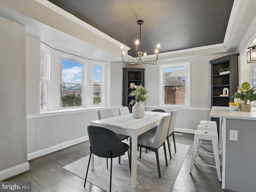 1317 PENTWOOD ROAD