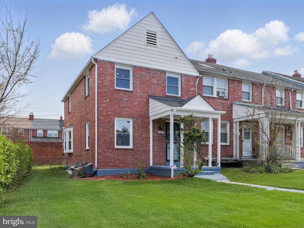 1317 PENTWOOD ROAD