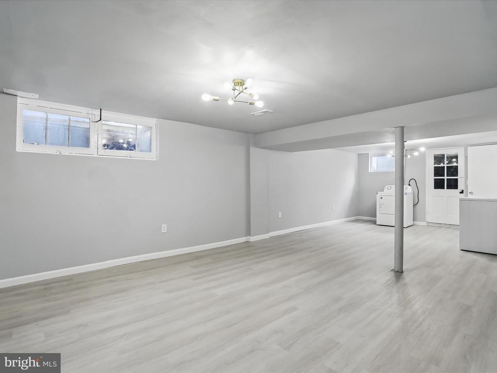 1317 PENTWOOD ROAD