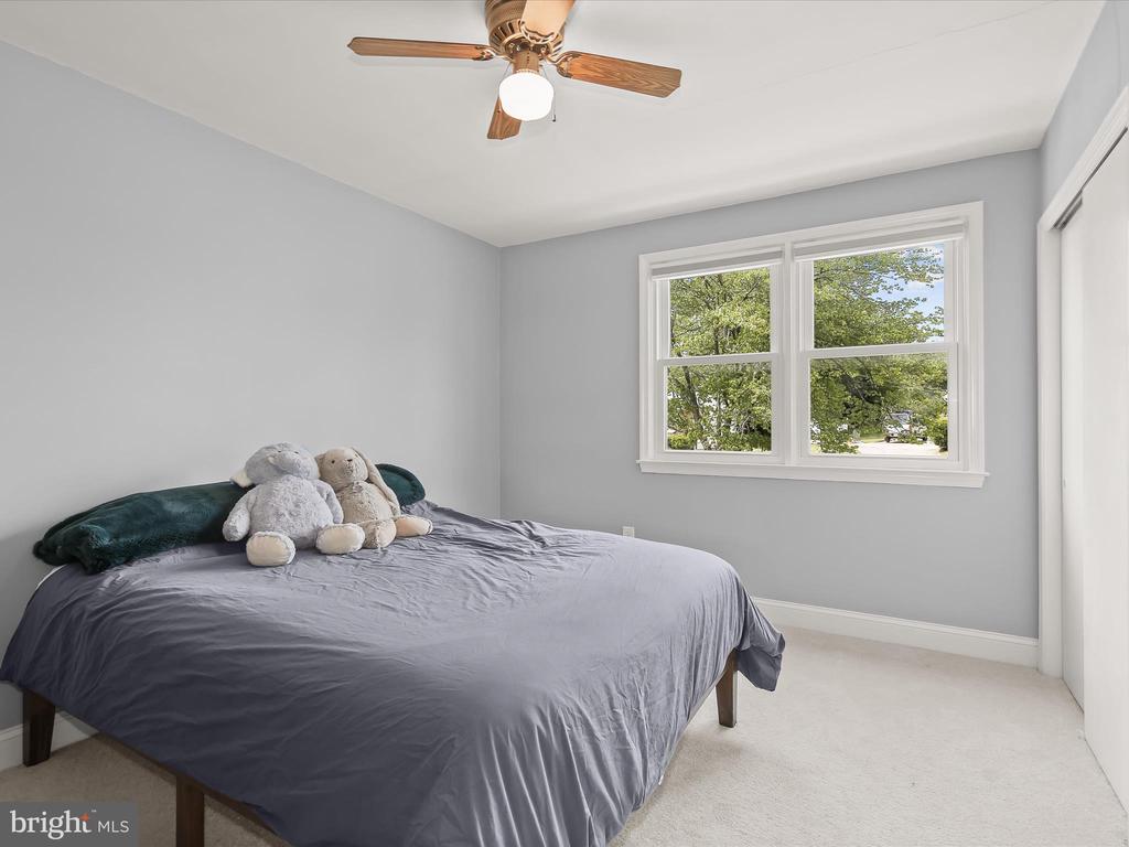 221 MEADOWVALE ROAD