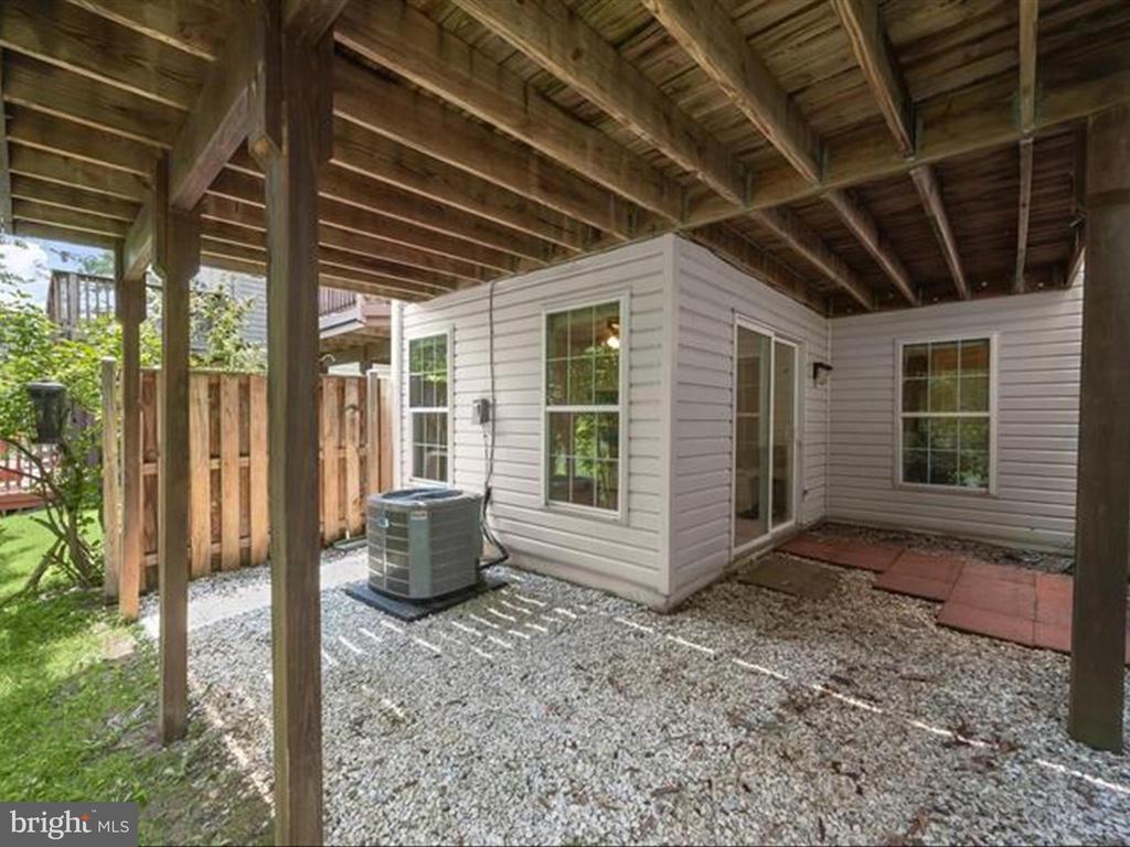 21 MILKWOOD COURT