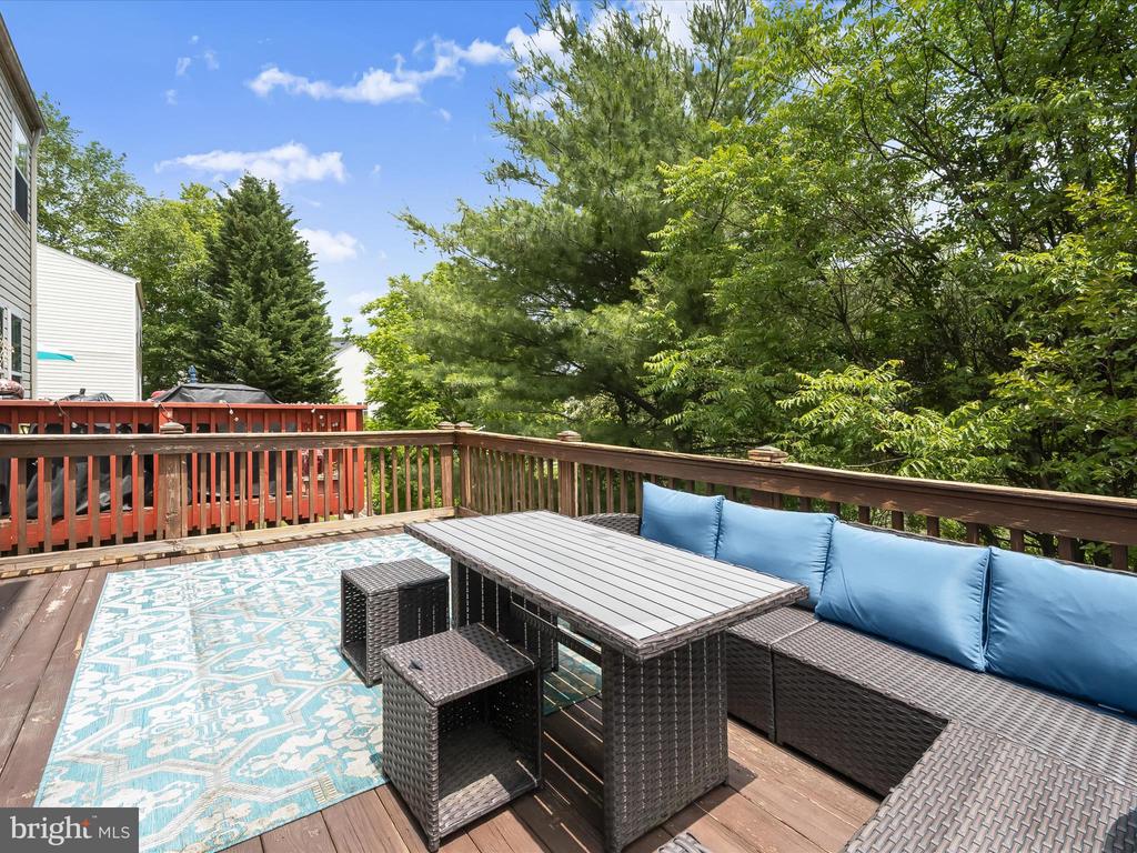21 MILKWOOD COURT