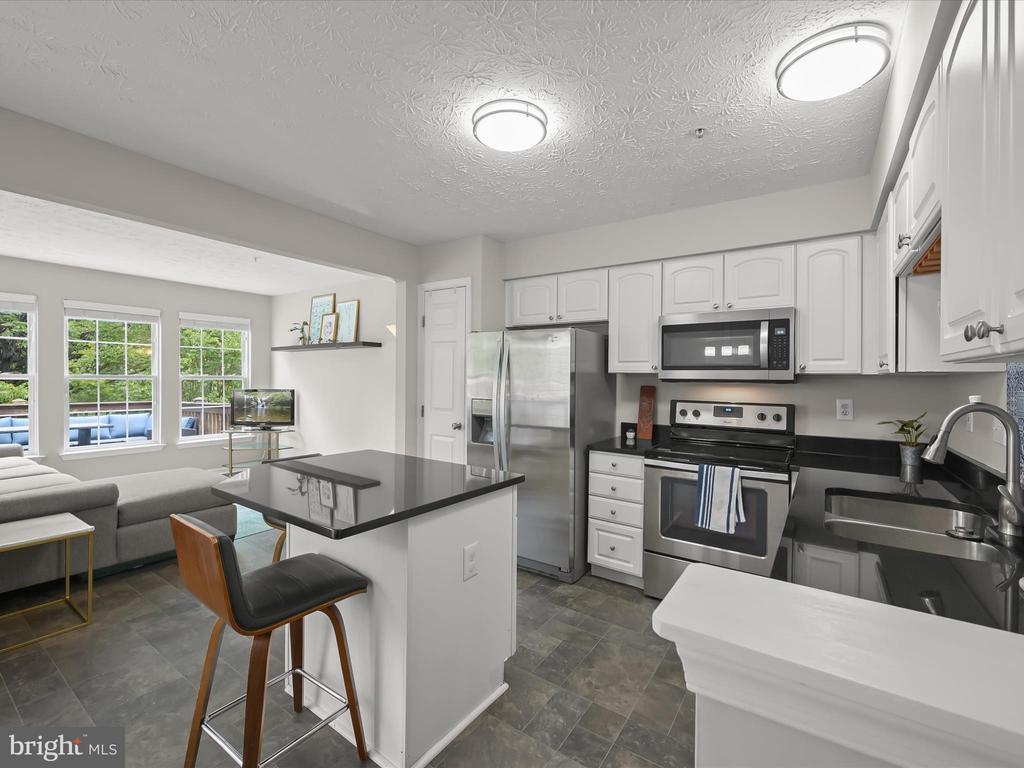 21 MILKWOOD COURT