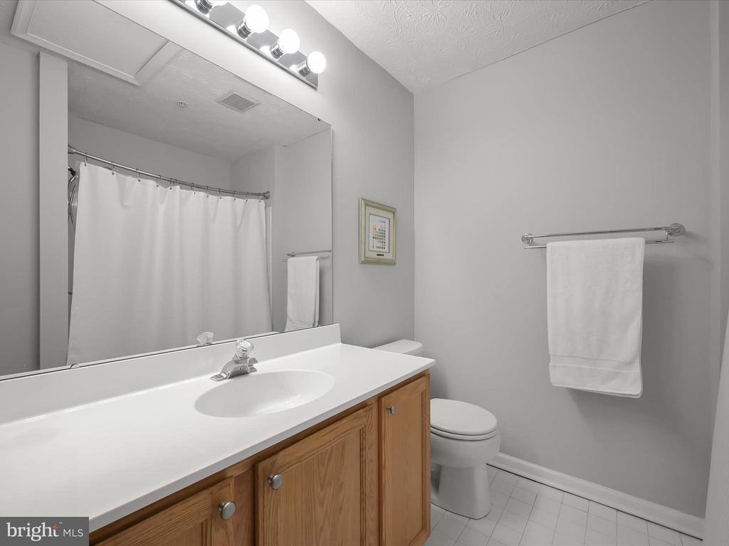 21 MILKWOOD COURT