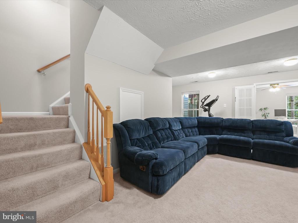 21 MILKWOOD COURT