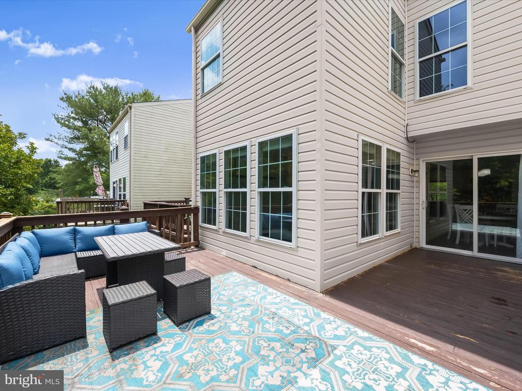 21 MILKWOOD COURT
