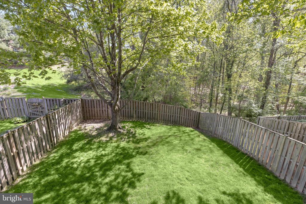 4016 FOREST VALLEY