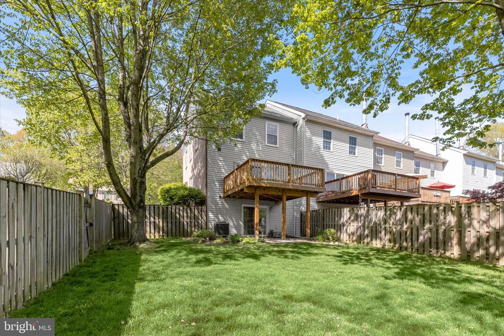 4016 FOREST VALLEY