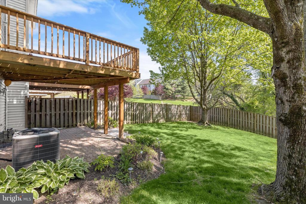 4016 FOREST VALLEY