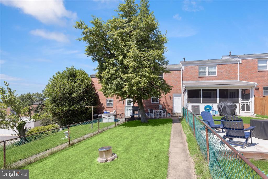 5663 CHELWYND ROAD