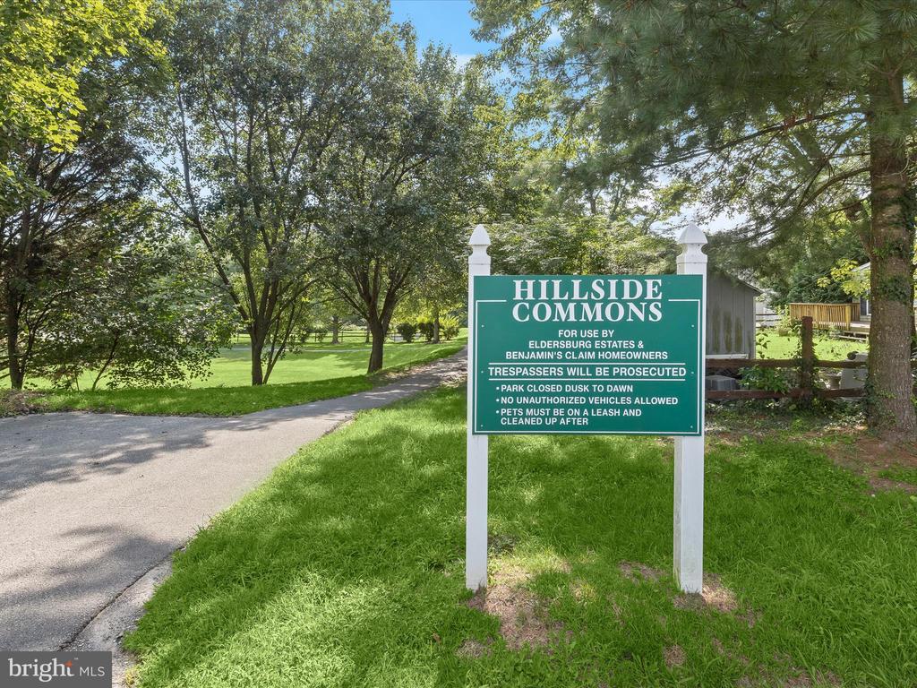 856 MARGO CT