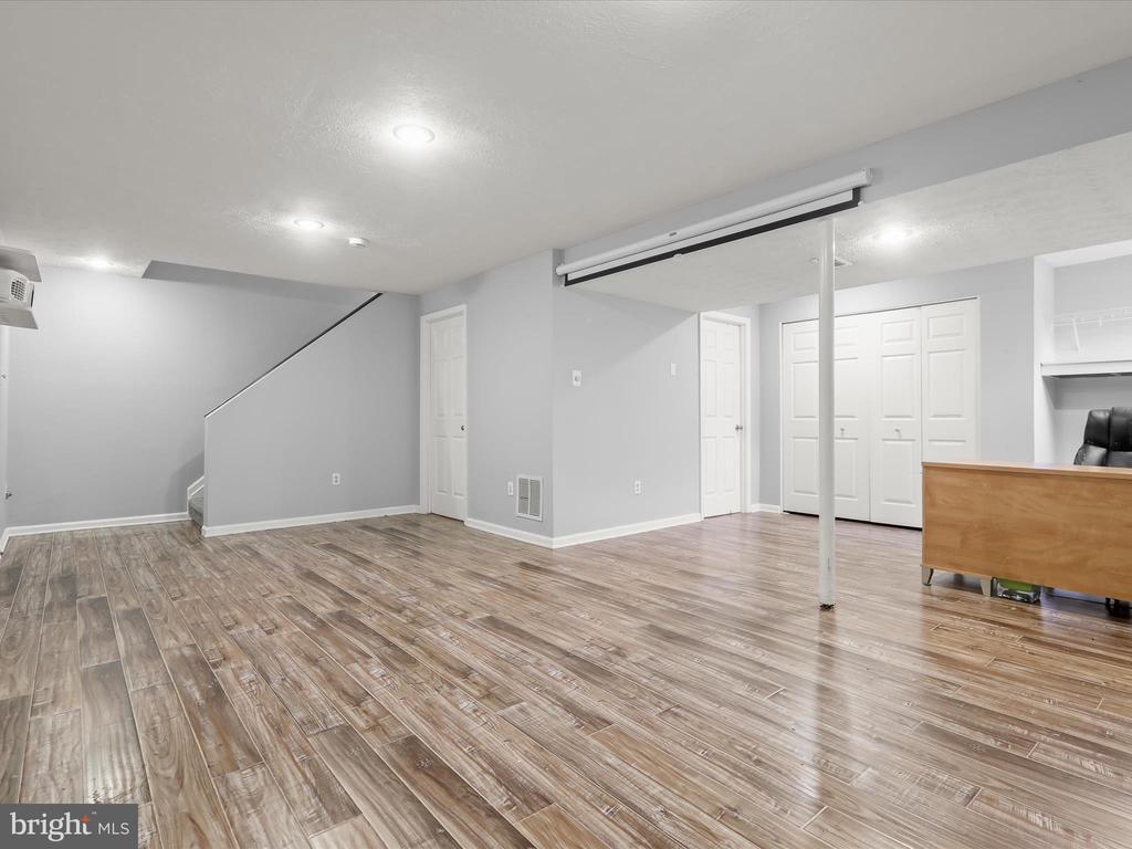 856 MARGO CT
