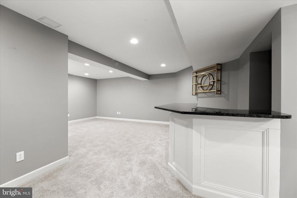 1203 KINGSBRIDGE TERRACE