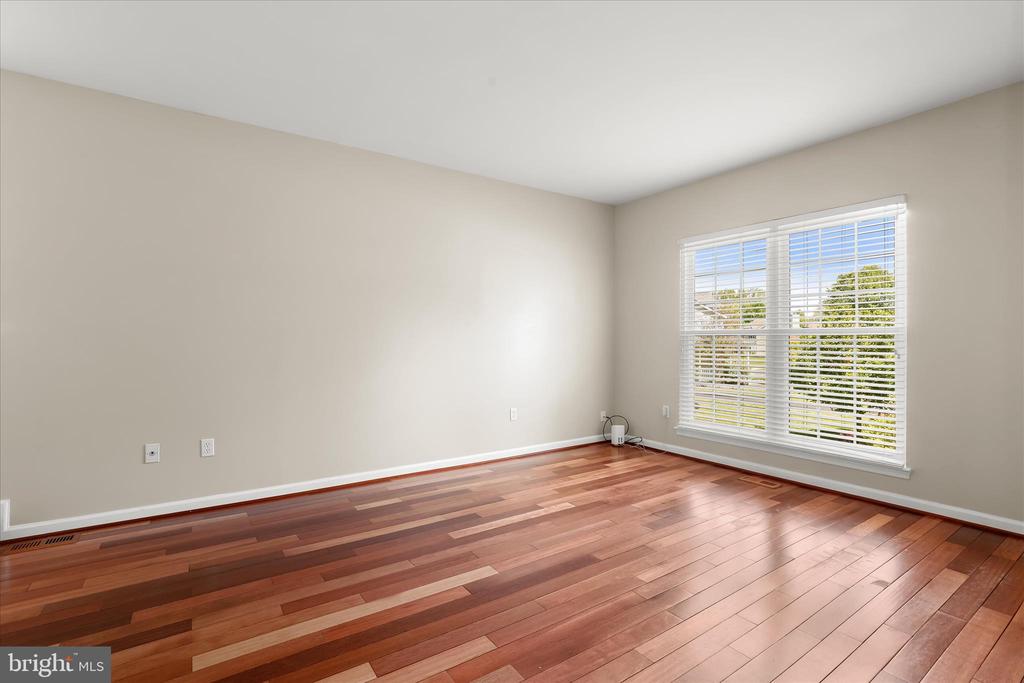 6312 WHITE CEDAR COURT