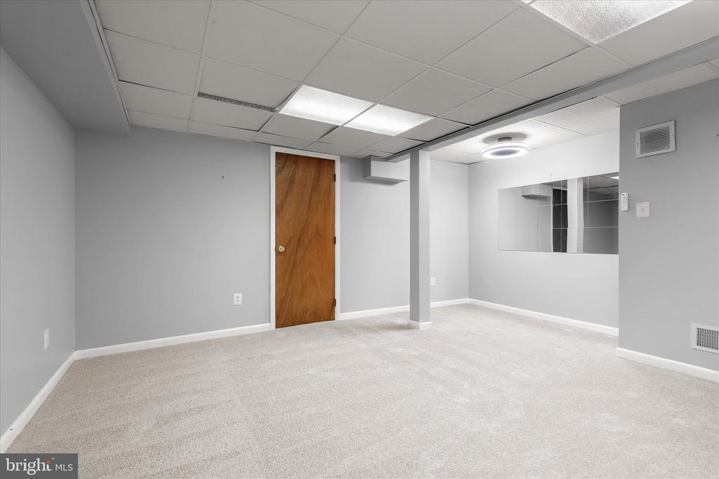 6312 WHITE CEDAR COURT