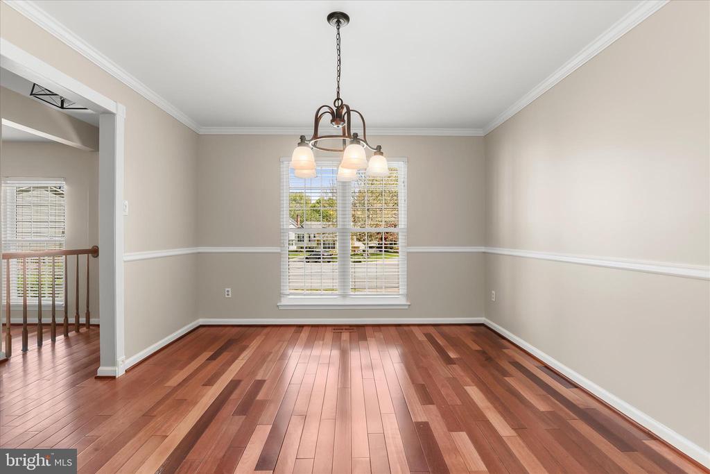 6312 WHITE CEDAR COURT