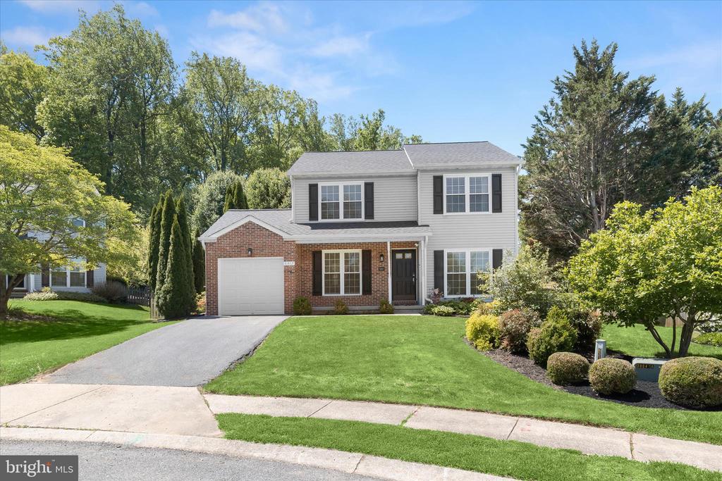 6312 WHITE CEDAR COURT