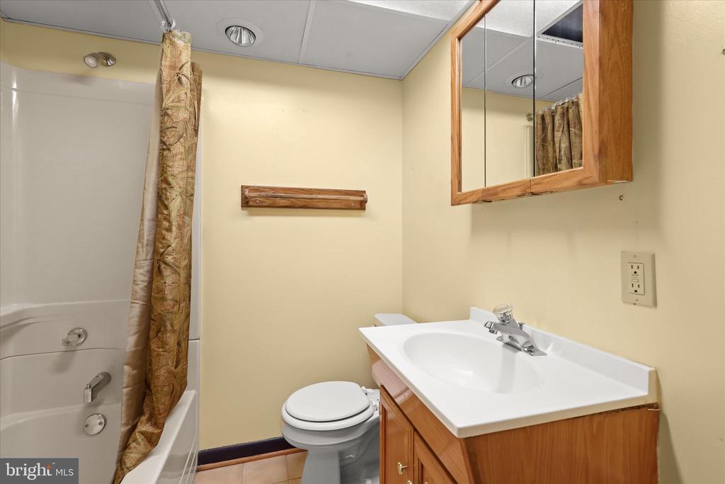 6312 WHITE CEDAR COURT