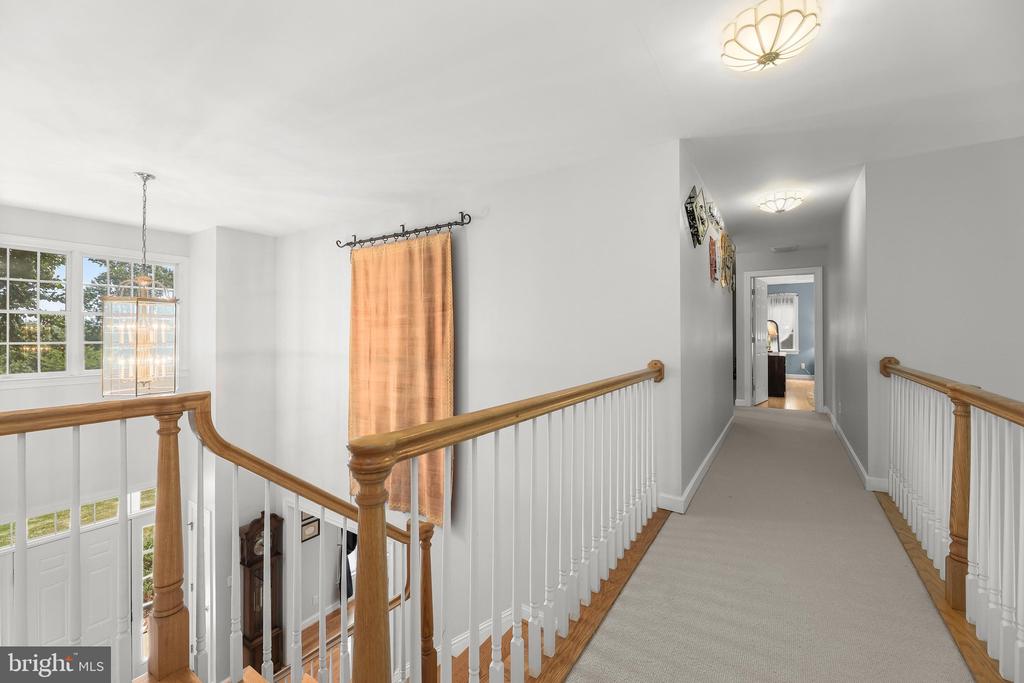 1920 TURNBERRY COURT