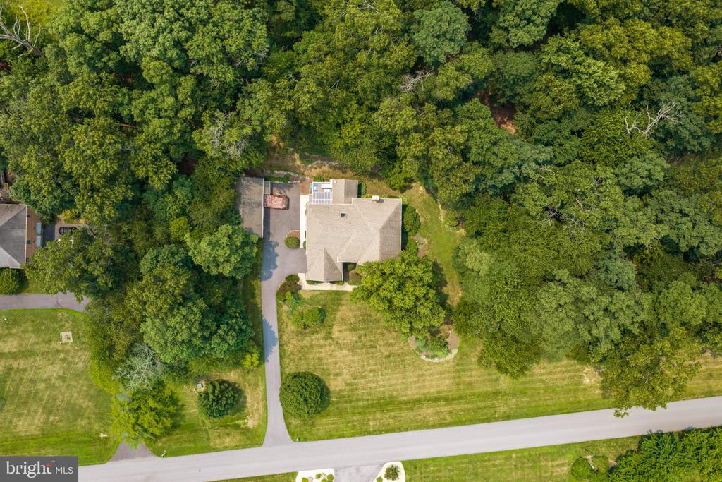 1920 TURNBERRY COURT