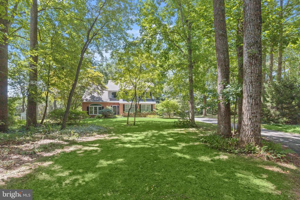 6452 KNIGHT DRIVE