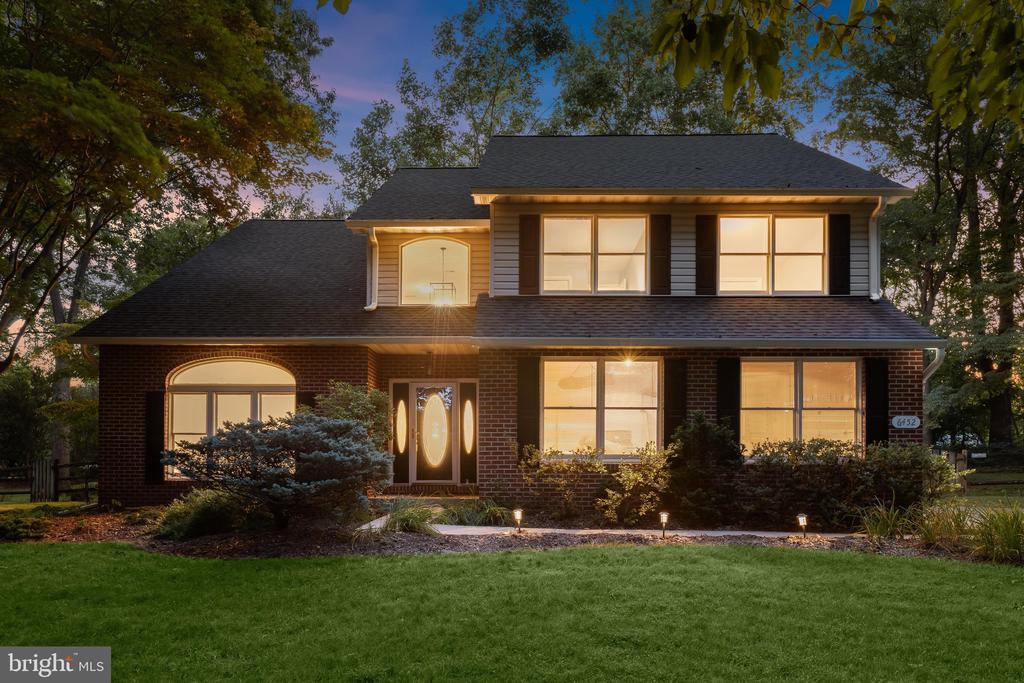 6452 KNIGHT DRIVE