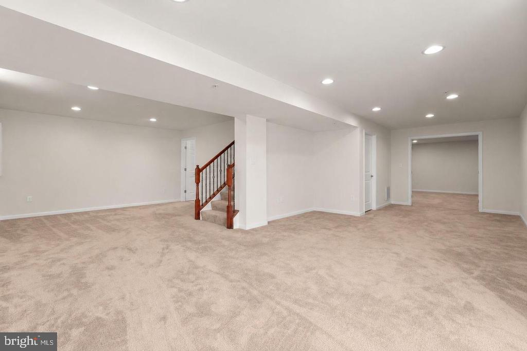 5723 MINERAL HILL ROAD