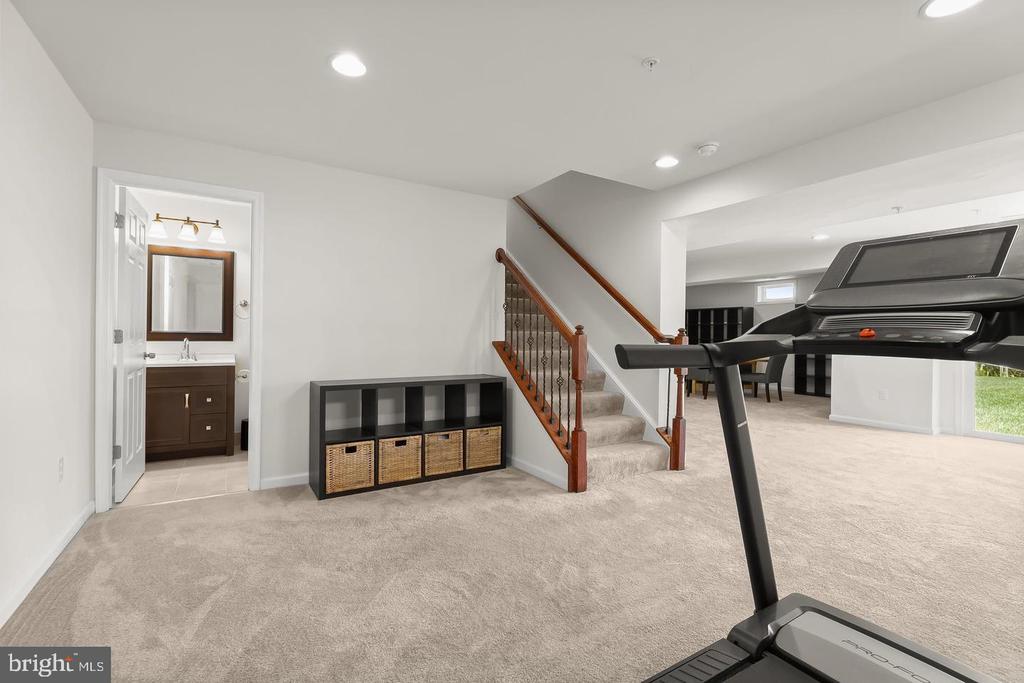 5723 MINERAL HILL ROAD