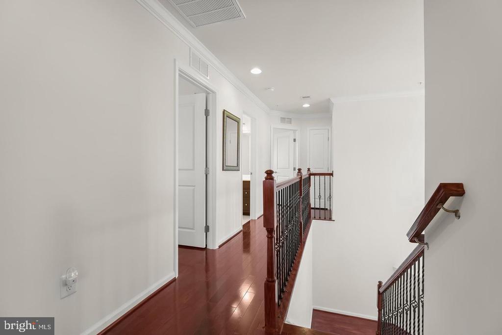 5723 MINERAL HILL ROAD
