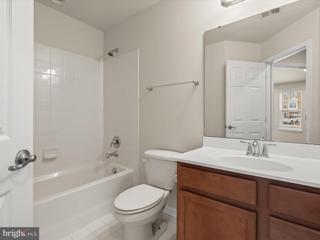401 TRAIN CT #4