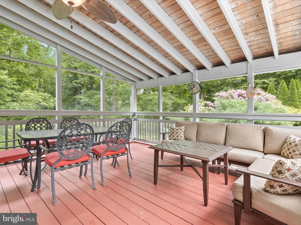 12320 HYDEAWAY CT
