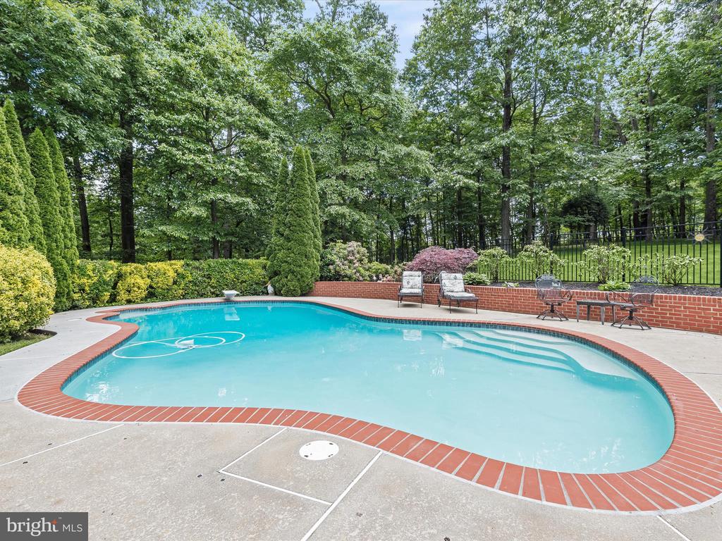 12320 HYDEAWAY CT