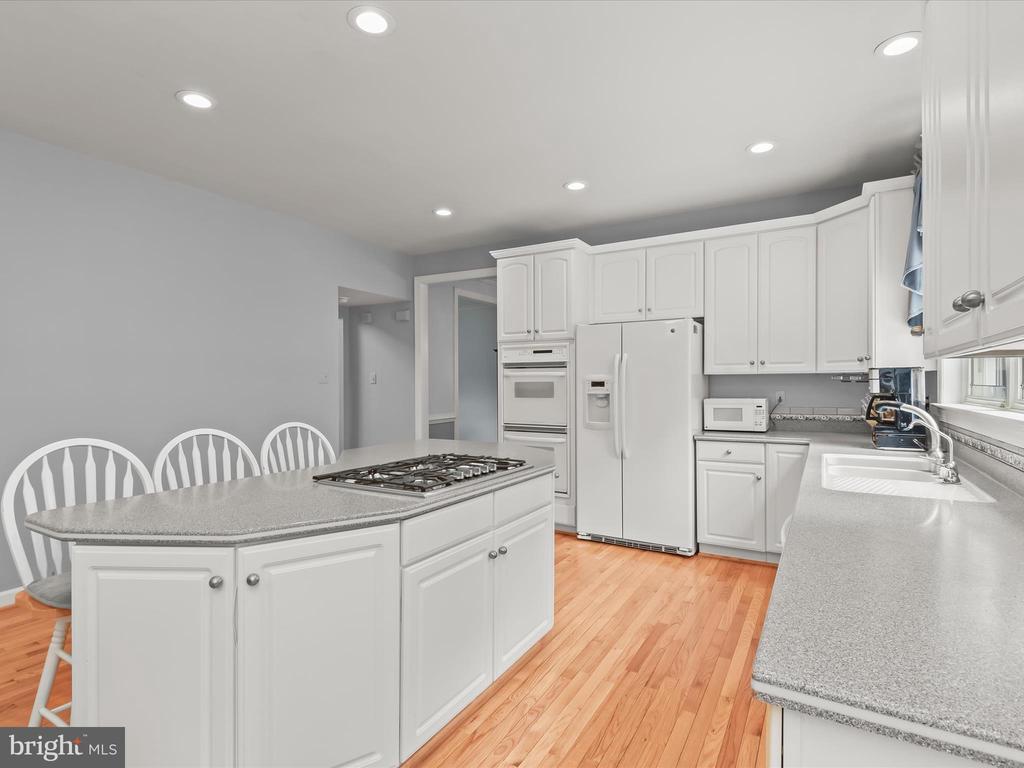 12320 HYDEAWAY CT