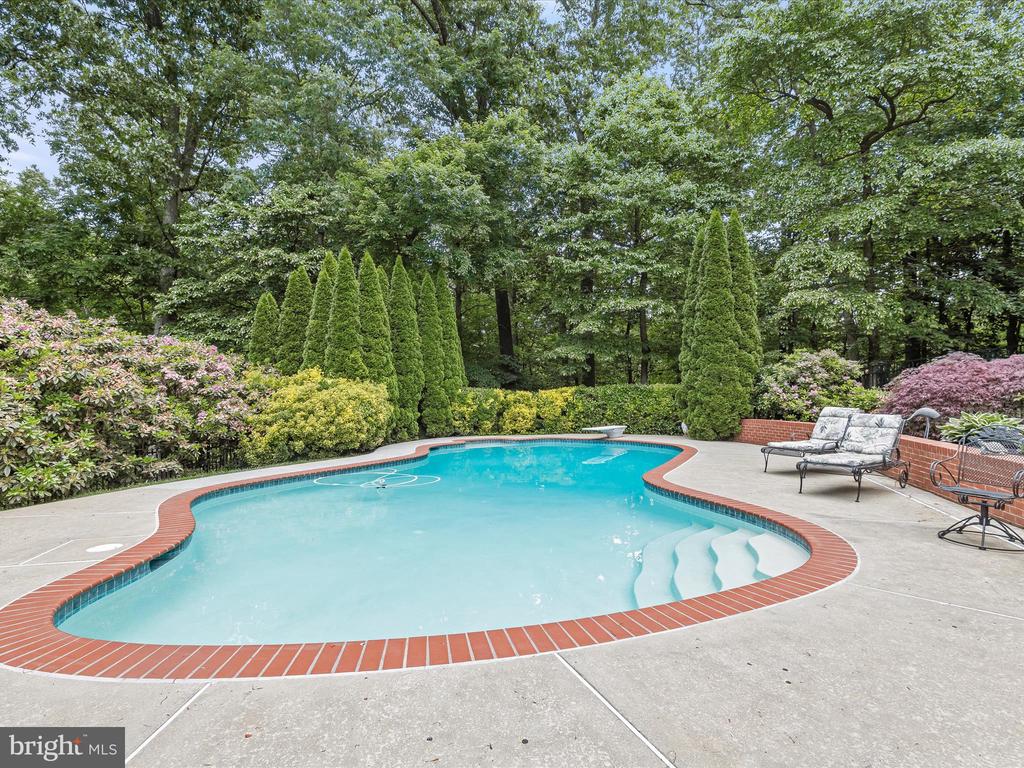 12320 HYDEAWAY CT