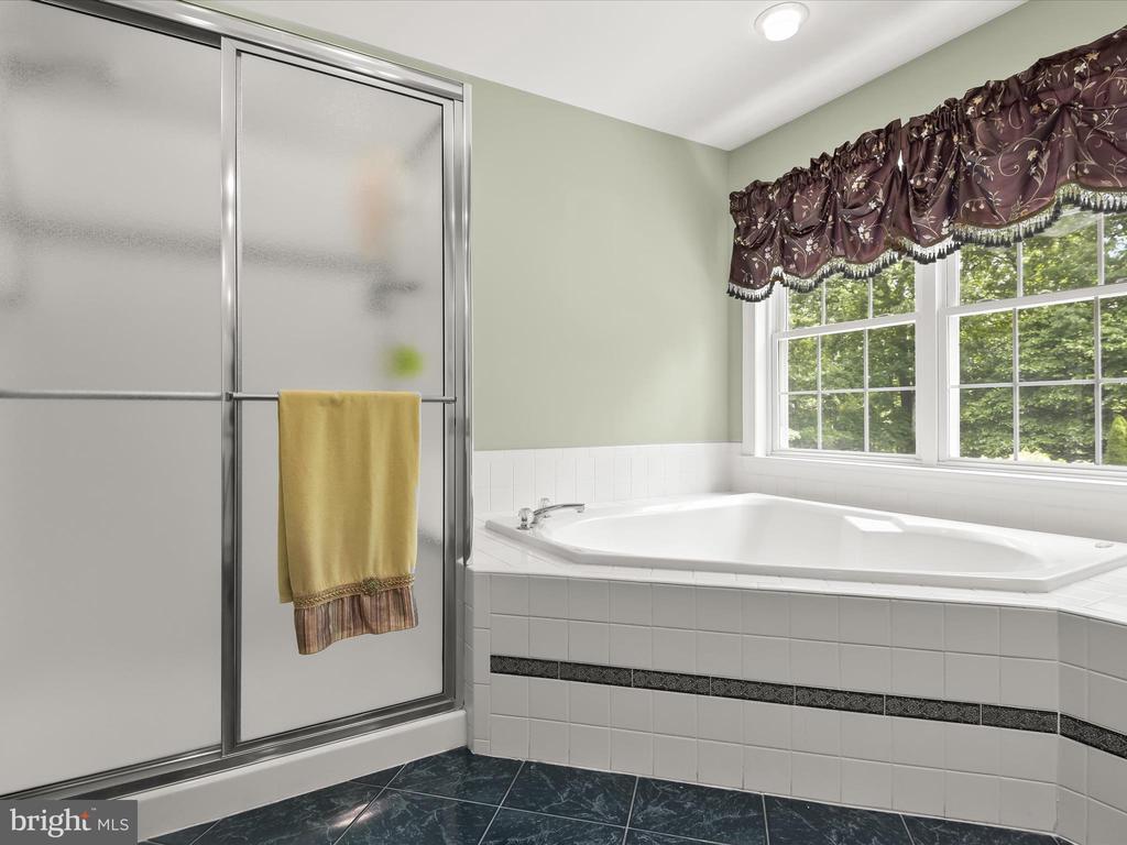 12320 HYDEAWAY CT