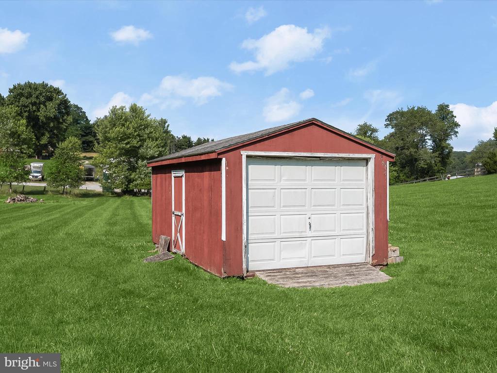 2676 JENNINGS CHAPEL RD
