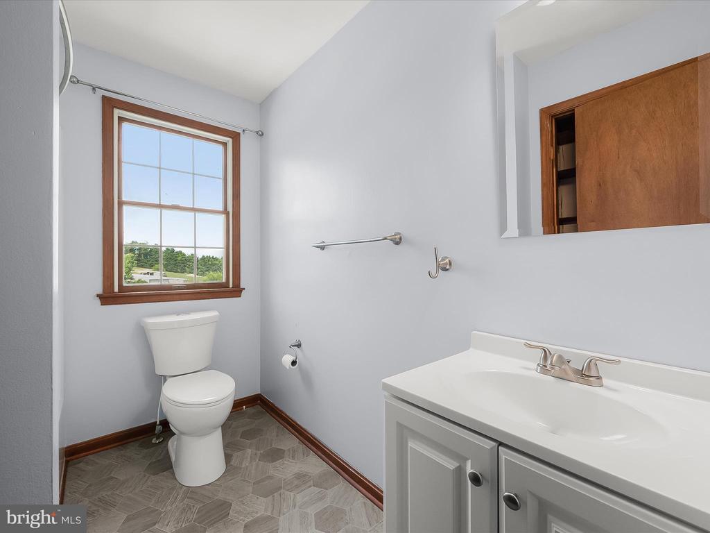 2676 JENNINGS CHAPEL RD