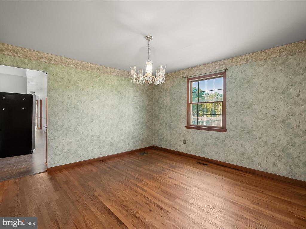 2676 JENNINGS CHAPEL RD