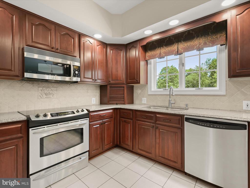 14046 GARED DR